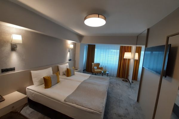 Hotel Univers T (Kluż)